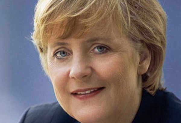 Angela Merkel awarded prize for friendship towards Jewish community