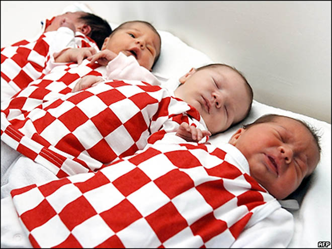Названы самые популярные имена 2012 года в Азербайджане