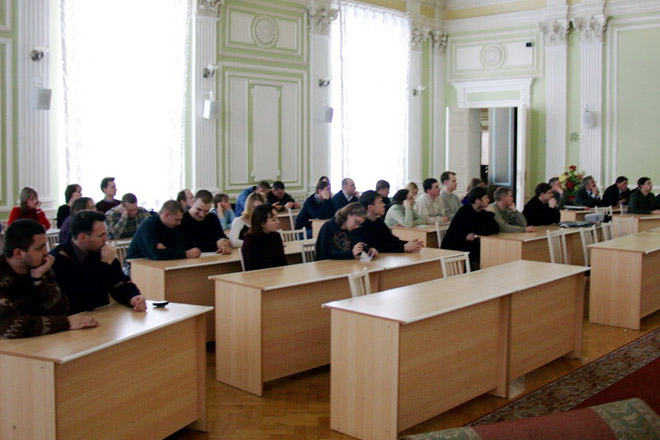 Около половины учреждений профобразования в Азербайджане не имеют общежитий