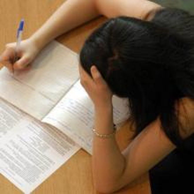 После завтра экзамен по азербайджанскому языку
