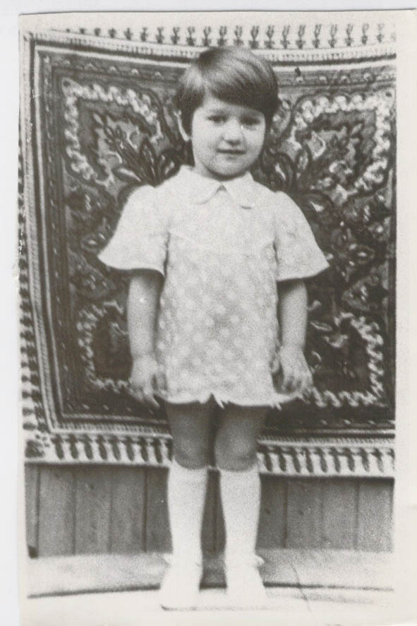 20 лет без 13-летней Ларисы Мамедовой – воспоминания со слезами на глазах отца и матери (фотоархив)