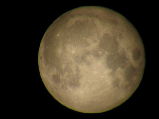 Зонд LRO нашел на Луне месторождения титана
