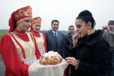 Представитель Фонда Гейдара Алиева в России посетила Тулу - фотосессия