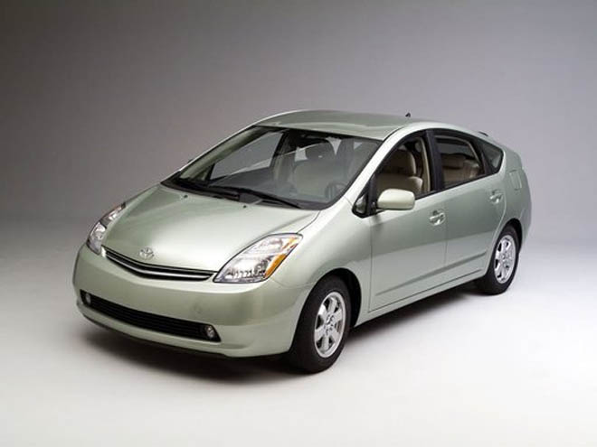 Toyota Prius самый качественный и надежный автомобиль