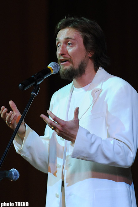 В Мардакяны российский актер Сергей Безруков не переедет ради бакинцев (video)