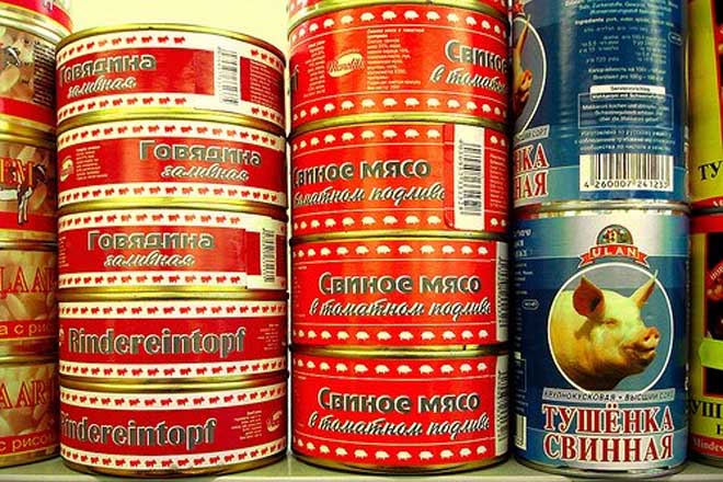 Консервы в бакинских магазинах проверяют на пригодность