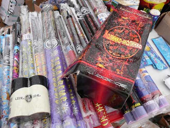 В Азербайджане усилят борьбу с продажей и использованием  запрещенной пиротехники