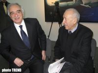 К 80-летию Таира Салахова в Москве открылась его персональная выставка (Фотосессия)