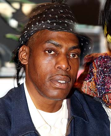 Американского рэпера Coolio ждет арест