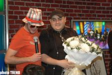 Львица азербайджанского шоу-бизнеса вцепилась когтями в телеведущего (фотосессия)