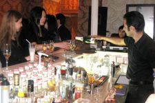 Красная дорожка Pride Karaoke Lounge – презентация клубной карты Pride Superstars (фотосессия)
