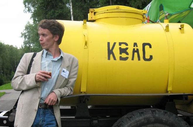 "Колхозный сервис" продажи кваса на улицах Баку
