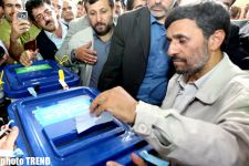Iranian people vote in presidential elections: PHOTOSESSION