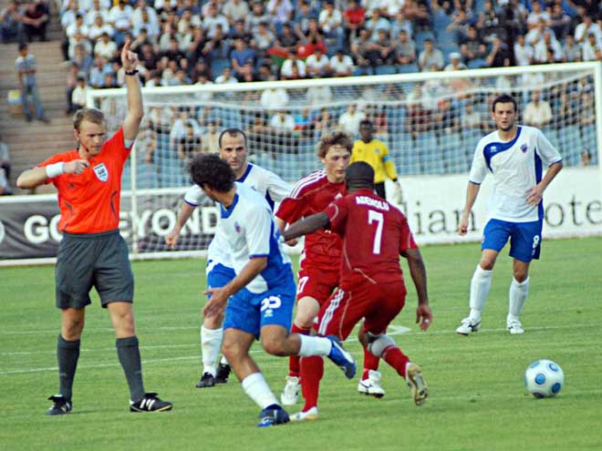 В полуфинале Кубка чемпионов стран СНГ футболисты МТТУ (Туркменистан) сыграют с "Рубином" (РФ)