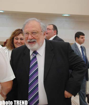 Рустам Ибрагимбеков прошелся по красной ковровой дорожке Ялты