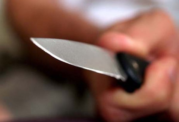 Пять человек пострадали при нападении неизвестного с ножом в торговом центре в США