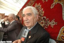 Церемония прощания с известным азербайджанским писателем Алибалой Гаджизаде (фотосессия)