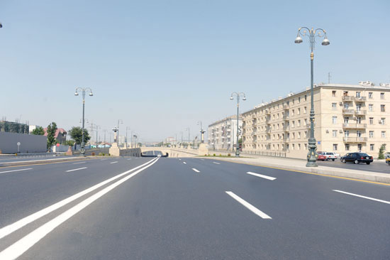 Движение автотранспорта на некоторых улицах и дорогах Баку будет приостановлено