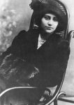 Шовкет Мамедова - 115: первая оперная певица, опасный дебют, внук - известный музыкант из России