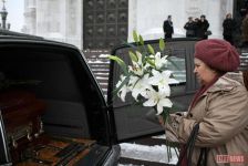В Москве прощаются с Вячеславом Тихоновым (фотосессия)