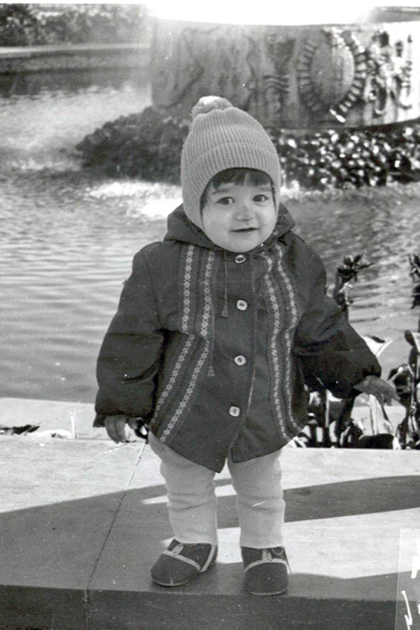 20 лет без 13-летней Ларисы Мамедовой – воспоминания со слезами на глазах отца и матери (фотоархив)