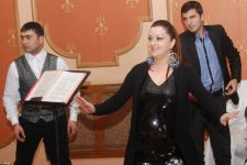 Чеховский юбилей Хатиры Ислам, или Почему певица проигнорировала шоу-звезд (фотосессия)