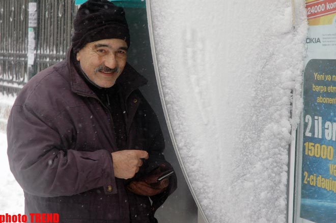 Пурга в Баку, или Cнежные страсти на улицах столицы (фотосессия)
