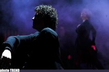 "Ванна из лепестков роз" : детектив с привкусом фламенко для бакинцев  (фотосессия)