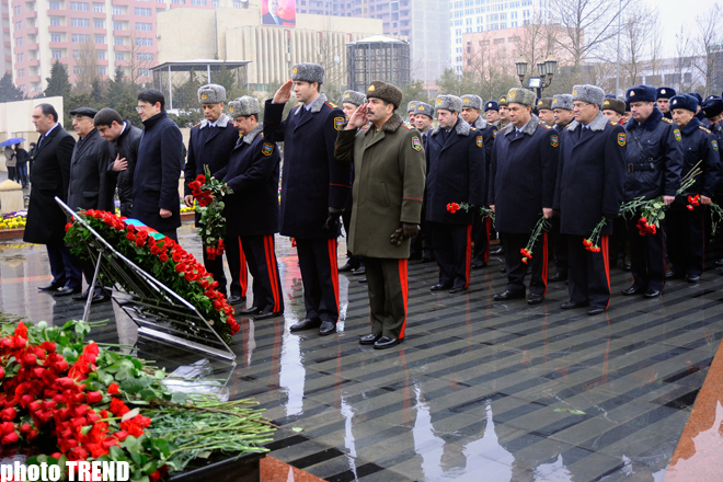 В Азербайджане отмечают 18-ю годовщину Ходжалинского геноцида (фотосессия)