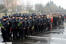 В Азербайджане отмечают 18-ю годовщину Ходжалинского геноцида (фотосессия)