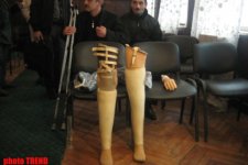В Азербайджане заключенные - инвалиды обеспечены протезами (ФОТО)