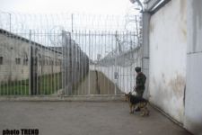 В азербайджанских тюрьмах инвалидов обеспечили новыми протезами (фотосессия)