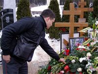 Проститься с Владиславом Галкиным пришел милиционер, которого он ударил