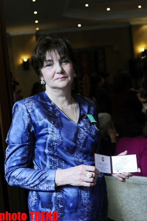 First Lady of Azerbaijan honored with Woman and Development Award (PHOTOS)