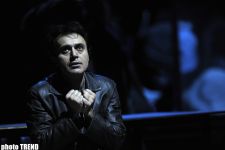 При постановке спектакля "Братья Карамазовы" ощущаю много злобы со стороны – азербайджанский режиссер Ирана Тагизаде (фотосессия)
