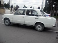 Агсаккал-автош с советскими номерами на улицах Баку (фотосессия)