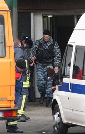 Терракт в московском метро- факты, комментарии, погибшие и пострадавшие ( видео-фотосессия)