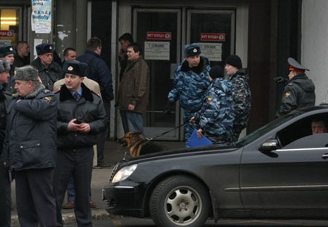 Терракт в московском метро- факты, комментарии, погибшие и пострадавшие ( видео-фотосессия)