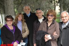 Азербайджанцы спасают человечество! Институт физики в Баку превращен в полицейское управление (фотосессия)