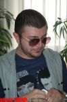 Далекий от комплексов композитор-певец Рагим Рагимли (фотосессия)