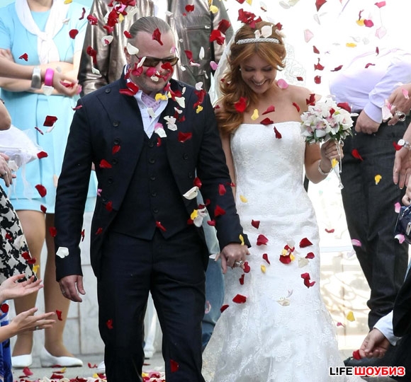 10 самых громких свадеб 2010 года (фотосессия)