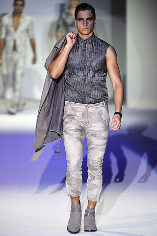 Показ Calvin Klein и Armani на неделе моды в Милане (фотосессия)