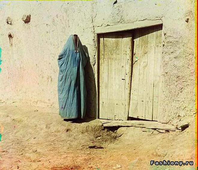 Паранджа, никаб, хиджаб и чадра - честь и достоинство женщины (фотосессия)