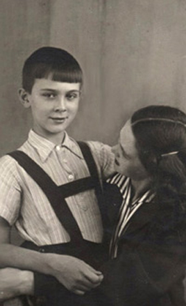 День рождения Муслима Магомаева: "Не жди, не бойся, не проси!" (фотосессия)