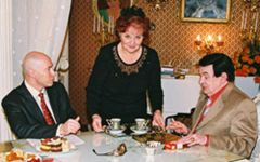 День рождения Муслима Магомаева: "Не жди, не бойся, не проси!" (фотосессия)