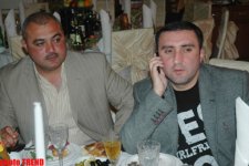 Азербайджанский Джим Керри вместе с дельфинами