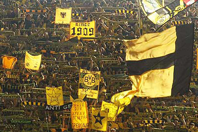 Borussia Dortmund clinch 2011 Bundesliga title
