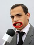 Изобретен тренажер для улыбок