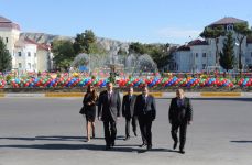 Президент Азербайджана ознакомился с капитальным ремонтом в Мингячевирском государственном драматическом театре (ФОТО)