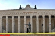 Участники легендарного финала Англия-Германия почтили память азербайджанского арбитра Тофика Бахрамова (видео-фотосессия)